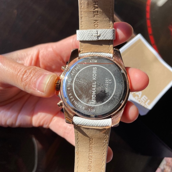 Michael kors watch - Picture 3 of 4